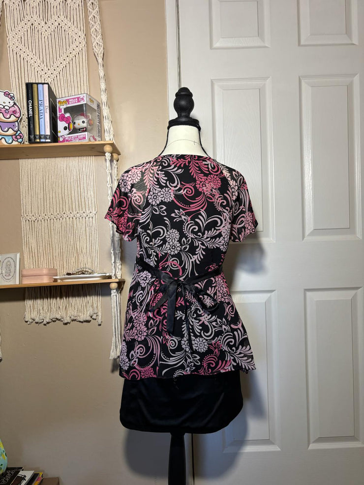 Women’s Vintage Floral Top – Black & Pink with Tie Belt